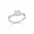 Elegant White Gold Ring with a Princess-Cut Diamond